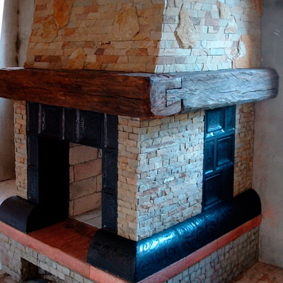 Камін «Лісова хата»